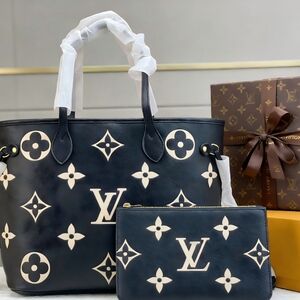 <AUTHENTIC>Louis Vuitton Leather Tote Bag in Black